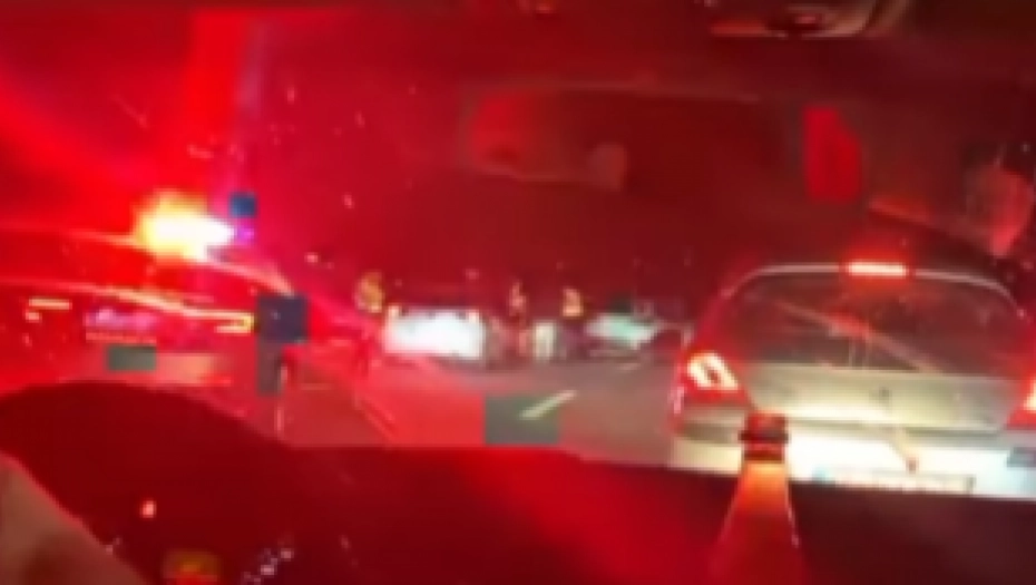 SUDAR NA AUTOPUTU NIŠ-BEOGRAD: Kilometarska kolona na ovom mestu, stigla Hitna pomoć i policija