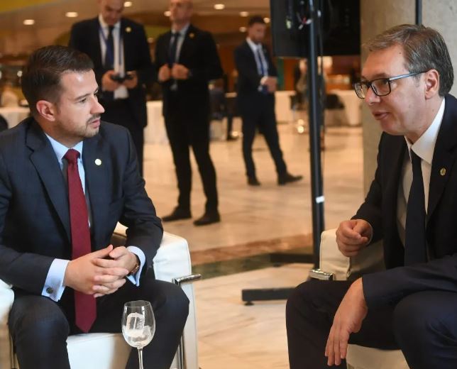 VUČIĆ SE SASTAO SA MILATOVIĆEM: Predsednik Srbije saopštio glavnu temu razgovora