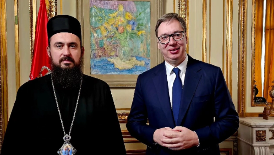 „RAZGOVOR O ZAJEDNIČKOM DELOVANJU DRŽAVE I CRKVE“: Vučić se sastao sa sa episkopom zapadnoevropskim Justinom u Parizu (FOTO)