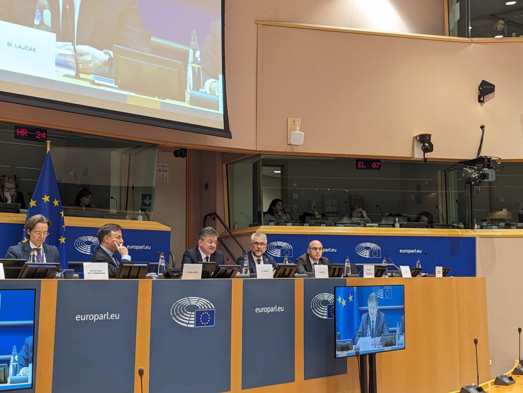 Lajčak i Barbano informisali Komitet za spoljne poslove EP o dešavanjima na severu Kosova