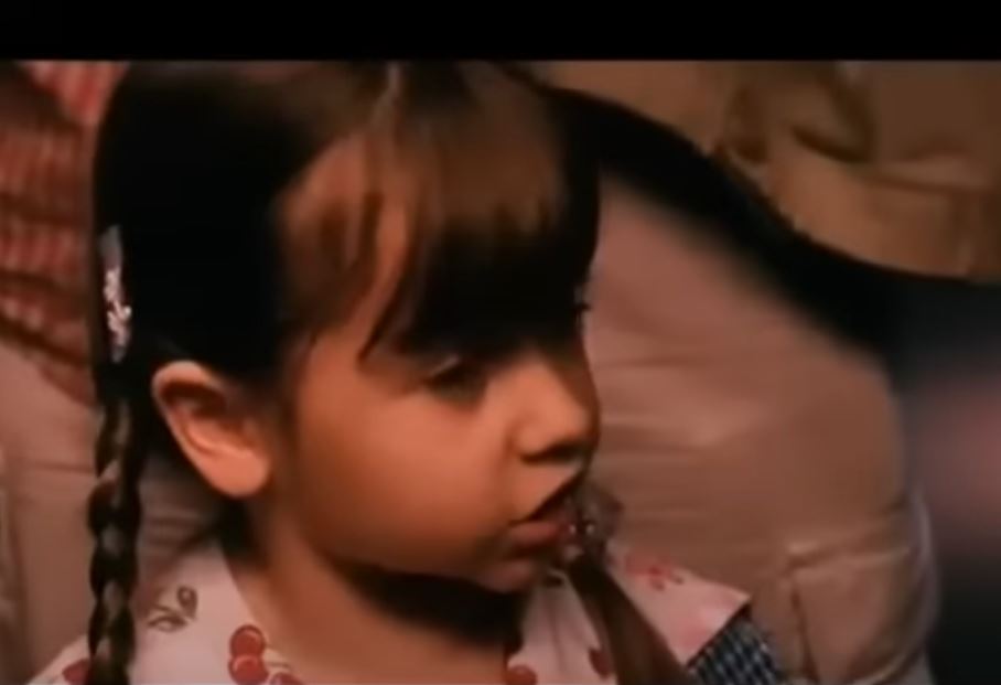 „NEĆU DA TI KAŽEM, ĆELAVI“ Devojčica iz filma „Mrtav ‘ladan“ htela da bude DOKTORKA, a evo čime se danas bavi i kako izgleda