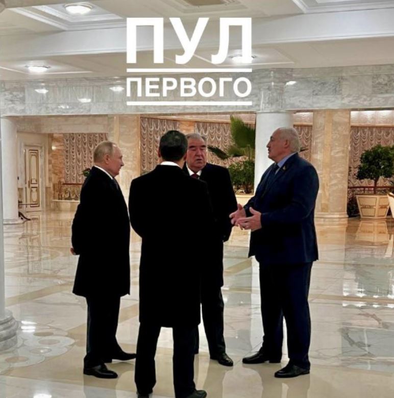 PUTIN I LUKAŠENKO LICEM U LICE: Završen sastanak u Minsku