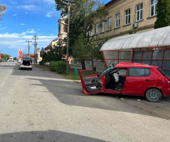UZNEMIRUJUĆE: Prva slika teške nesreće u Gajdobri, vozaču nije bilo spasa (FOTO)