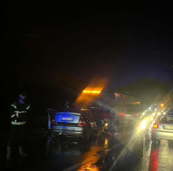 JEDNA OSOBA POGINULA: Saobraćajna nesreća na putu Sombor- Bezdan