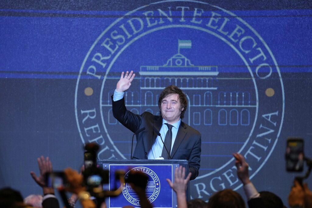 KO JE HAVIJER MILEJ? Novi predsednik Argentine papu nazvao „predstavnikom zla“ (VIDEO)