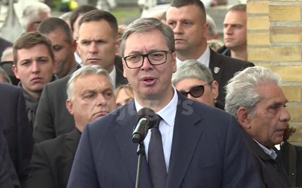 PREDSEDNIK VUČIĆ NA SAHRANI IŠTVANA PASTORA: „Izgubili smo velikog lidera, ne samo mađarske države već i Srbije“