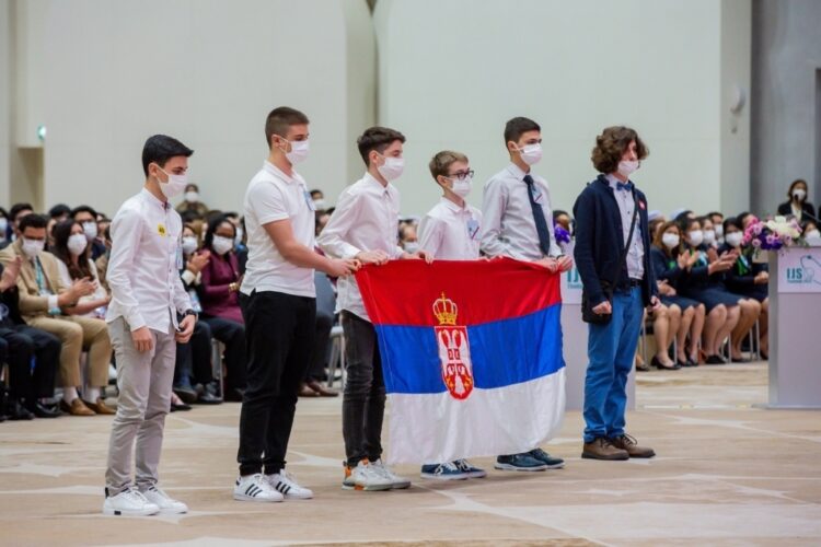 SJAJAN USPEH SRPSKIH ĐAKA: Na Juniorskoj naučnoj olimpijadi na Tajlandu osvojili šest medalja