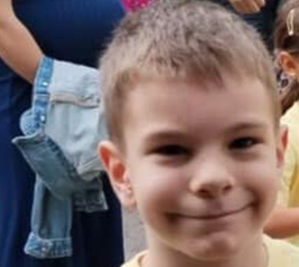 FOND ZA ZDRAVSTVENO PLAĆA OPERACIJU: Obezbeđen novac za lečenje šestogodišnjeg Vukašina iz Niša