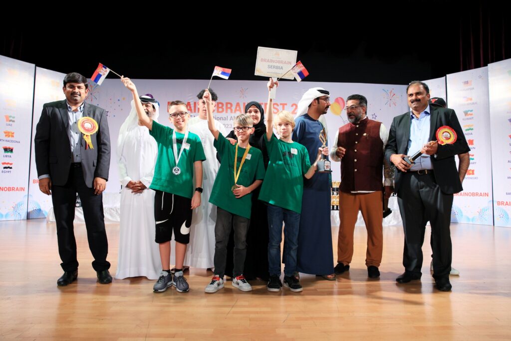 PONOS SRBIJE: Trojica desetogodišnjaka pobednici svetskog prvenstva u mentalnoj aritmetici u Dubaiu
