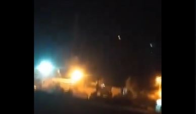 BROJE SE MRTVI NA SVE STRANE: Masovni napad na policijsku stanicu u Iranu (VIDEO)