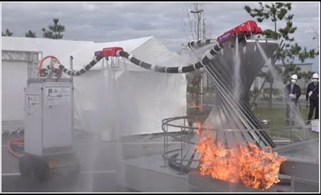 ROBOTIKA BEZ GRANICA: Leteći zmaj vatrogasac (VIDEO)