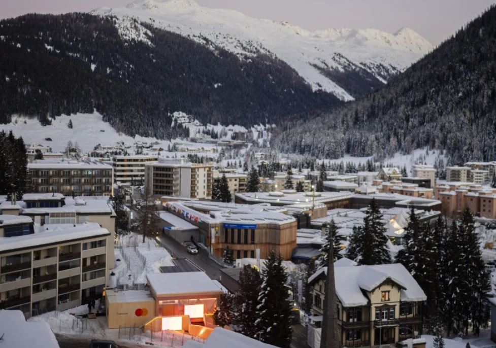 I PREDSEDNIK VUČIĆ U DAVOSU: Počinje godišnji Svetski ekonomski forum