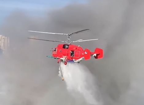TEŠKA BORBA NA NOVOM BEOGRADU: Helikopter protiv vatrene stihije! (VIDEO)