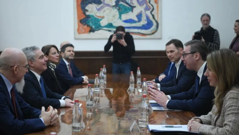 „DOBRO NAM DOŠLI, DRAGI PRIJATELJI!“ Vučić: Odličan sastanak s predstavnicima Italijanske razvojne banke