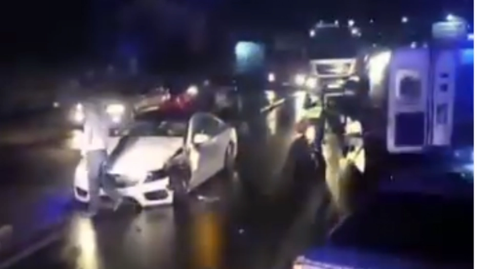 HITNA POMOĆ NA LICU MESTA: Teška saobraćajna nesreća u Mladenovcu (VIDEO)