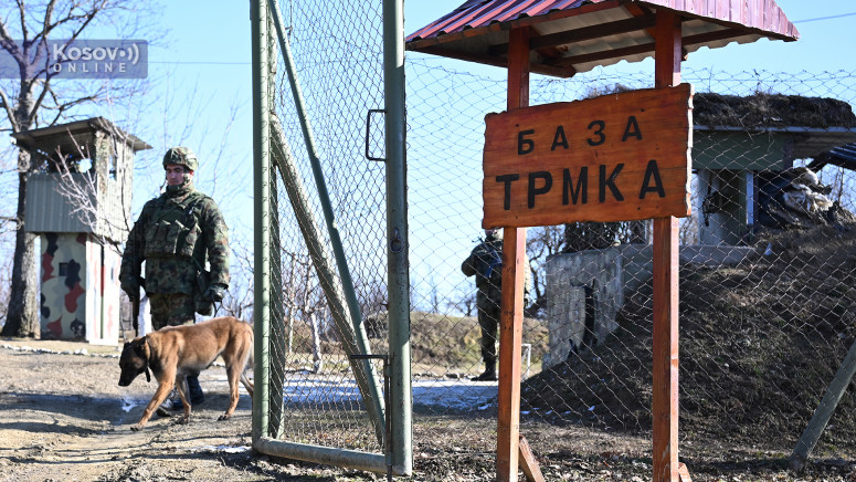 Jedan dan u Kopnenoj zoni bezbednosti: Vojnici 24 sata pod oružjem i visokim rizikom