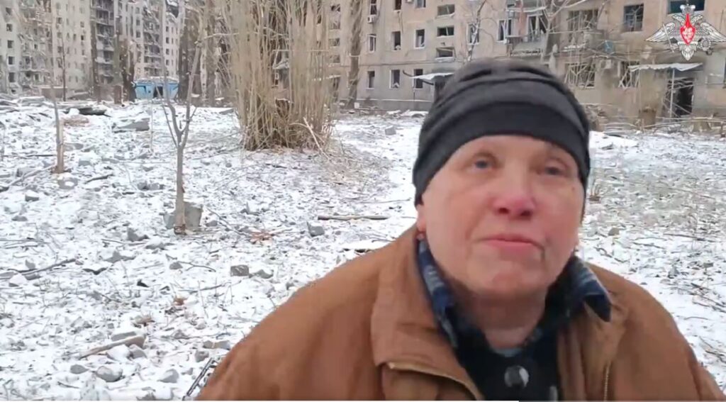 OSETILI OLAKŠANJE: Stanovnici Avdejevke pozdravlaju Ruske vojnike“Drago nam je da ste došli“(video)