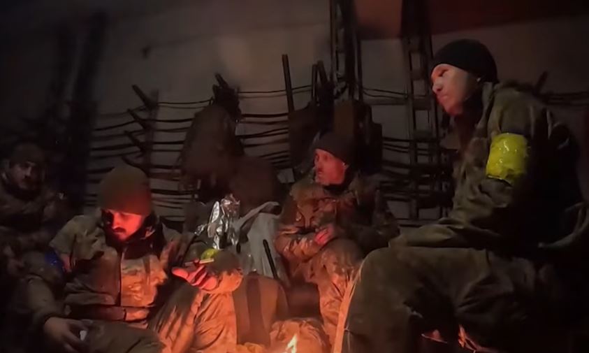 RUSI NAPREDUJU NA PET PRAVACA ODJEDNOM: 150.000 vojnika sprema završni udar! (VIDEO)