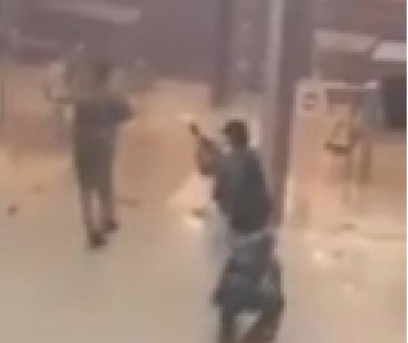 OVO SU MONSTRUMI KOJI SU IZVELI TERORISTIČKI NAPAD U MOSKVI: Pucali u goloruke ljude, jezivi prizori sa lica mesta (VIDEO)
