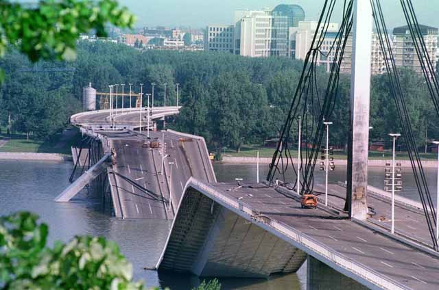 DAN SEĆANJA I TUGE: Navršava se 25 godina od početka NATO bombardovanja Savezne Republike Jugoslavije