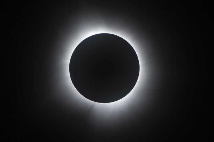 OVOG PUTA SE VIDELO U AMERICI: Kako je izgledalo pomračenje Sunca FOTO, VIDEO