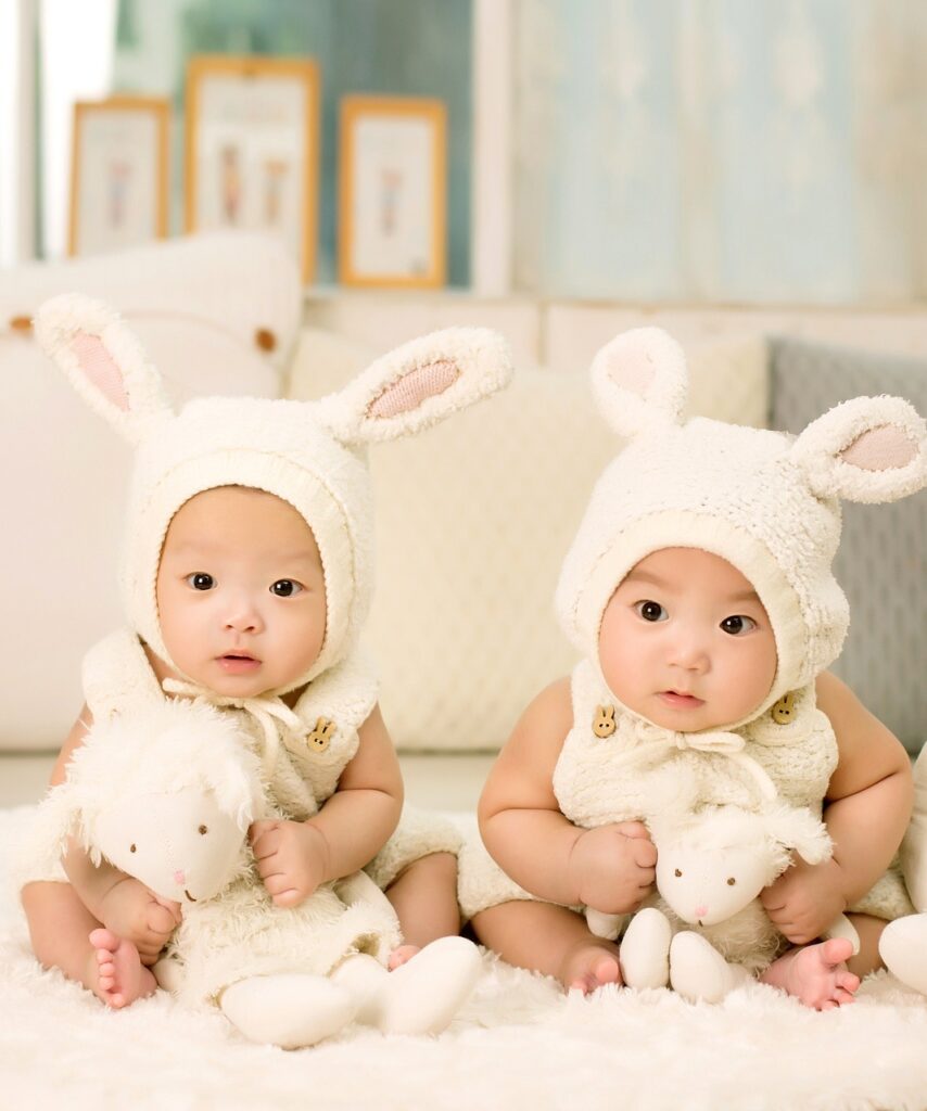 UKOLIKO DO SADA NISTE ZNALI: Naučnici otkrili kako tačno nastaju identični blizanci