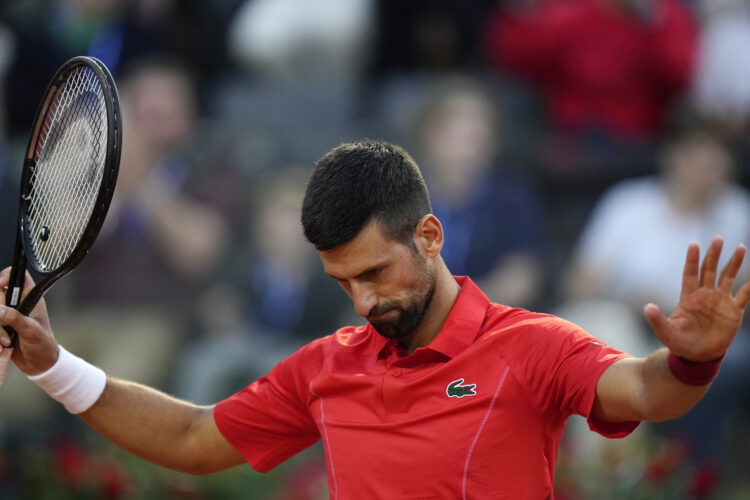 PA ŠTA JE TO SA ŠAMPIONOM: Novak Đoković čudnom igrom punom oscilacija izgubio u polufinalu turnira u Ženevi