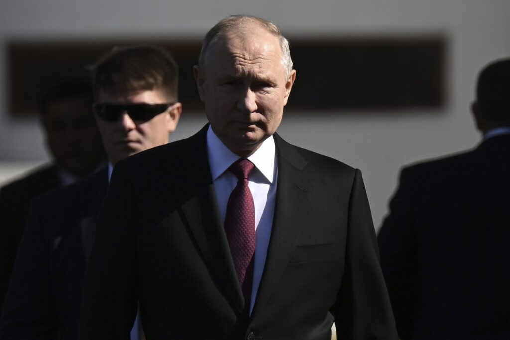 MOSKVA I HANOJ PRELAZE NA PLAĆANJE U DOMAĆIM VALUTAMA: Putin se sastao sa predsednikom Vijetnama