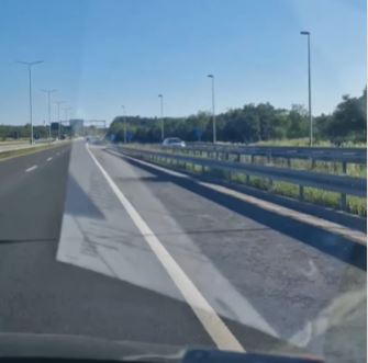 BAHATA VOŽNJA NA AUTO-PUTU: Vozio u kontra smeru kod Orlovače! (VIDEO)