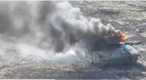 TENKOVI UGLJENISANI! Ukrajinci mogu vrlo lako uništiti ruski tenk