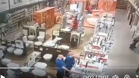 NAŽALOST VEĆ IMA 16 MRTVIH: Stravičan napad na supermarket usledio je nakon samita u Italiji!
