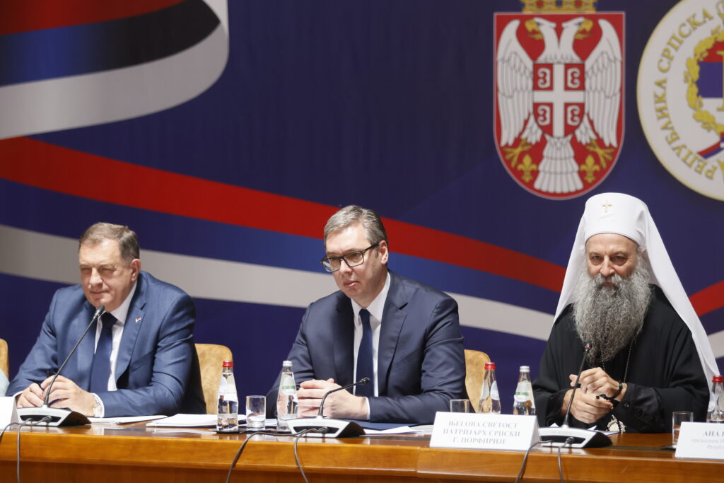 JEDAN NAROD, JEDAN SABOR – SRBIJA I SRPSKA! U 17 sati svečanost na Trgu republike, Vučić: Srbija neće ostaviti Srpsku na cedilu