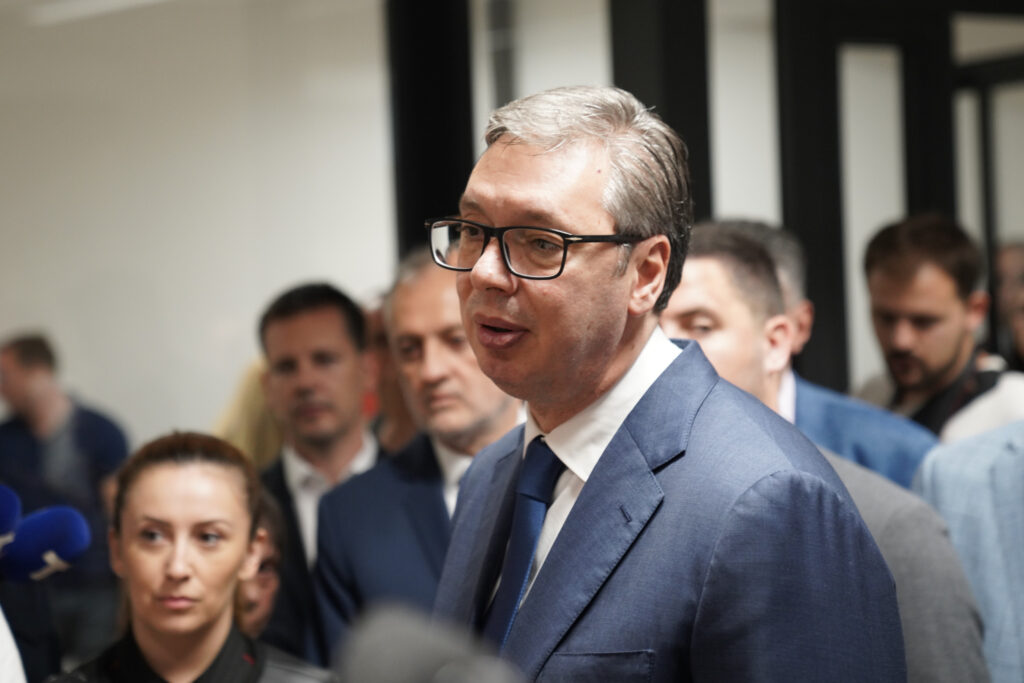 UZROK DRŽAVNOG UDARA U BOLIVIJI JE LITIJUM: Predsednik Vučić najavio da će se voditi ratovi