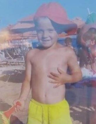 ŠTA JE OVO OVE GODINE?! Nestao dečak Igor (5) na plaži u Grčkoj