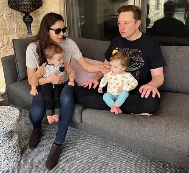 SADA MOŽE DA PRAVI FUDBALSKI KLUB: Elon Mask dobio još jdeno dete sa ženom sa kojom ima blizance