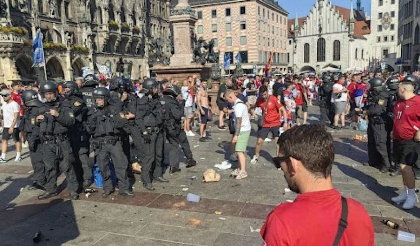 NEREDI U MINHENU: Tuča srpskih navijača sa policijom u Minhenu, IMA UHAPŠENIH VIDEO