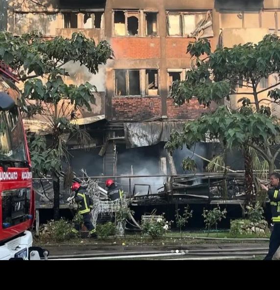 VELIKA TUGA: Tužne scene na mestu požara u Novom Beogradu