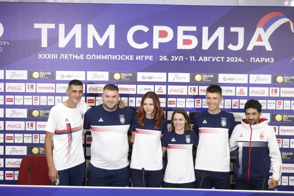 SRPKINJE I SRBI SREĆNO: Angelina, Armin, Jelena i Ognjen otišli put Pariza da nam osvetlaju obraz na Olimpijskim igrama