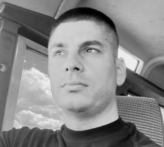 DRUGI POLICAJAC VAN ŽIVOTNE OPASNOSTI: Krsmanović podlegao povredama
