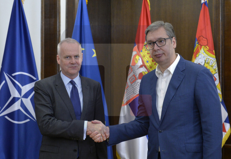 PREDSEDNIK VUČIĆ I BORIS RUGE: Sastanak sa pomoćnikom generalnog sekretara NATO-a