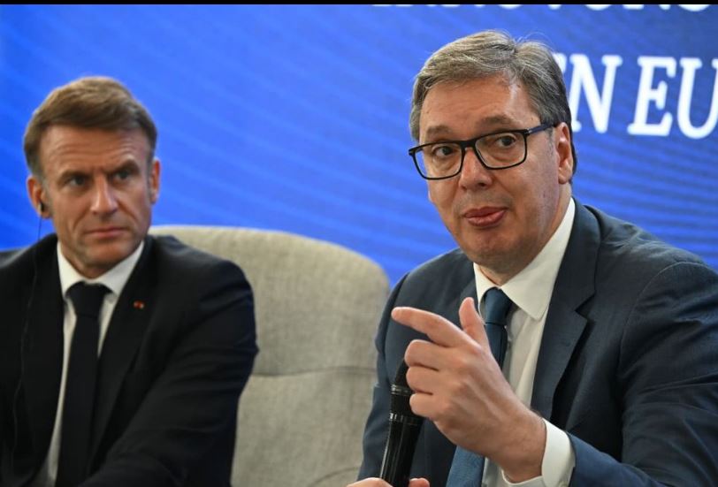 FORUM O MLADIMA I VEŠTAČKOJ INTELIGENCIJI :Vučić: Sve je zasnovano na nauci, uložićemo više novca! Makron: Srbija ima važnu ulogu