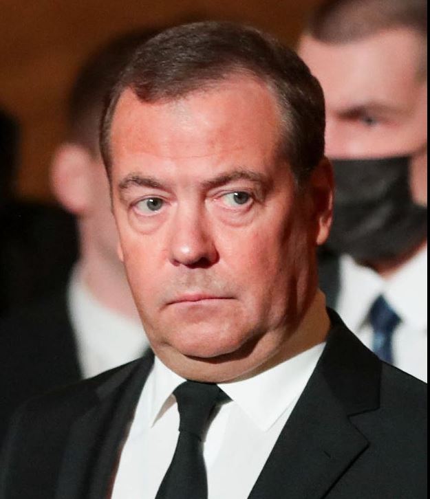 POSTOJI SAMO BRZO RASPADANJE I NEMINOVNA DEZINTEGRACIJA: Medvedev preti raspadom Ukrajine