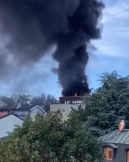 VELIKI POŽAR U CENTRU BEOGRADA: Gori zgrada kod Hrama Svetog Save FOTO/VIDEO