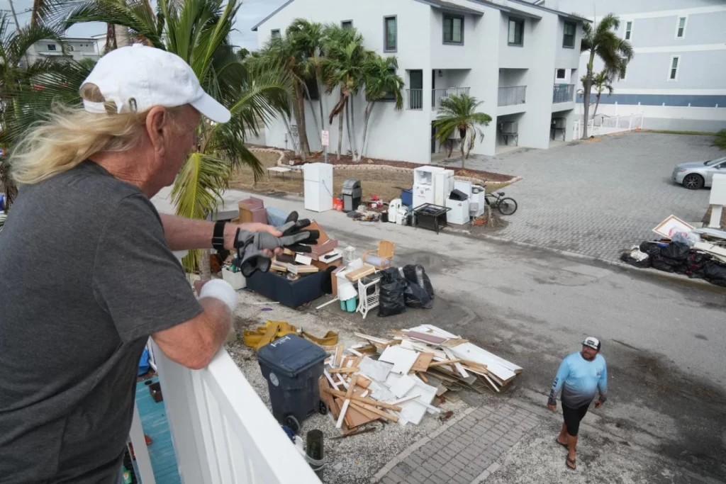 URAGAN MILTON PRETI SAD: Florida se priprema za najveću evakuaciju od 2017.