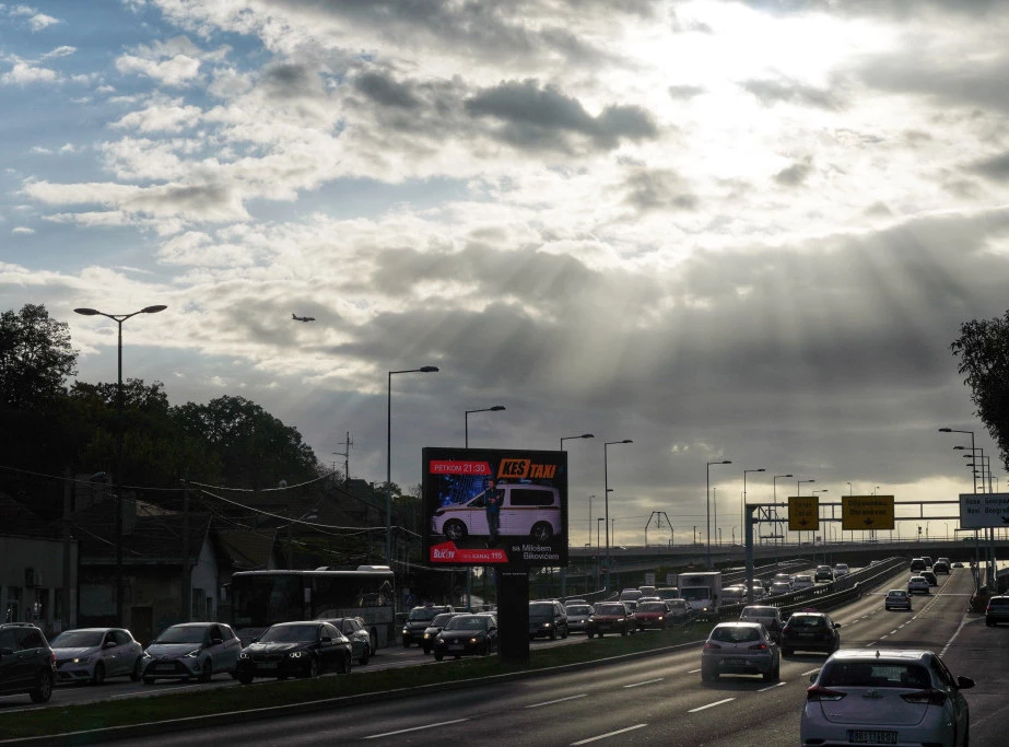 DANAS UMERENO OBLAČNO VREME U SRBIJI: Temperatura do 20 stepeni