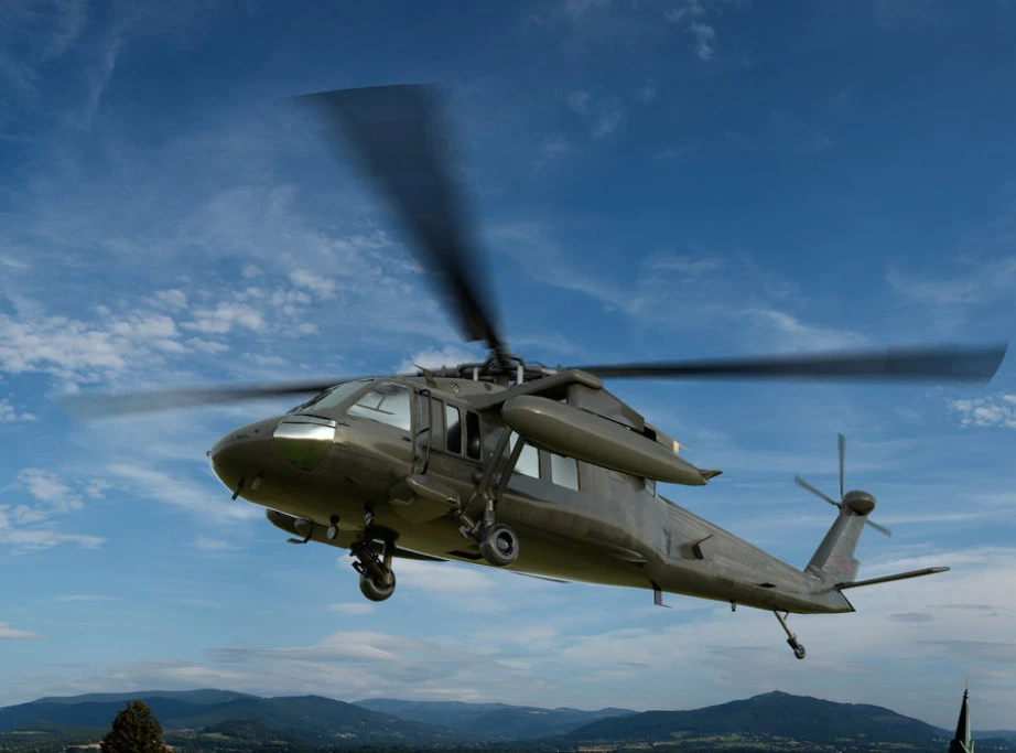 POGINULE ČETIRI OSOBE U PADU HELIKOPTERA U RUSIJI: U pokušaju da sleti pao u šumu