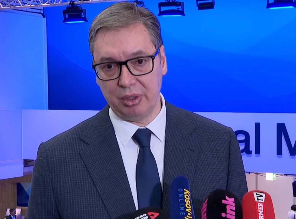 PREDSEDNIK VUČIĆ SE OBRATIO IZ DAVOSA: Zadovoljan sam razgovorima sa Fon der Lajen, Švabom i kompanijom Arčer; govorio je o novom predsedniku Amerike