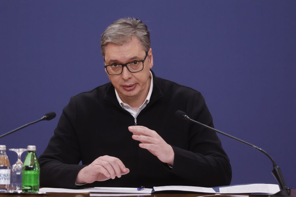 OČUVANJE MIRA PRIORITETNI INTERES SVIH LJUDI: Vučić dogovorio sastanak sa generalnim sekretarom NATO-a