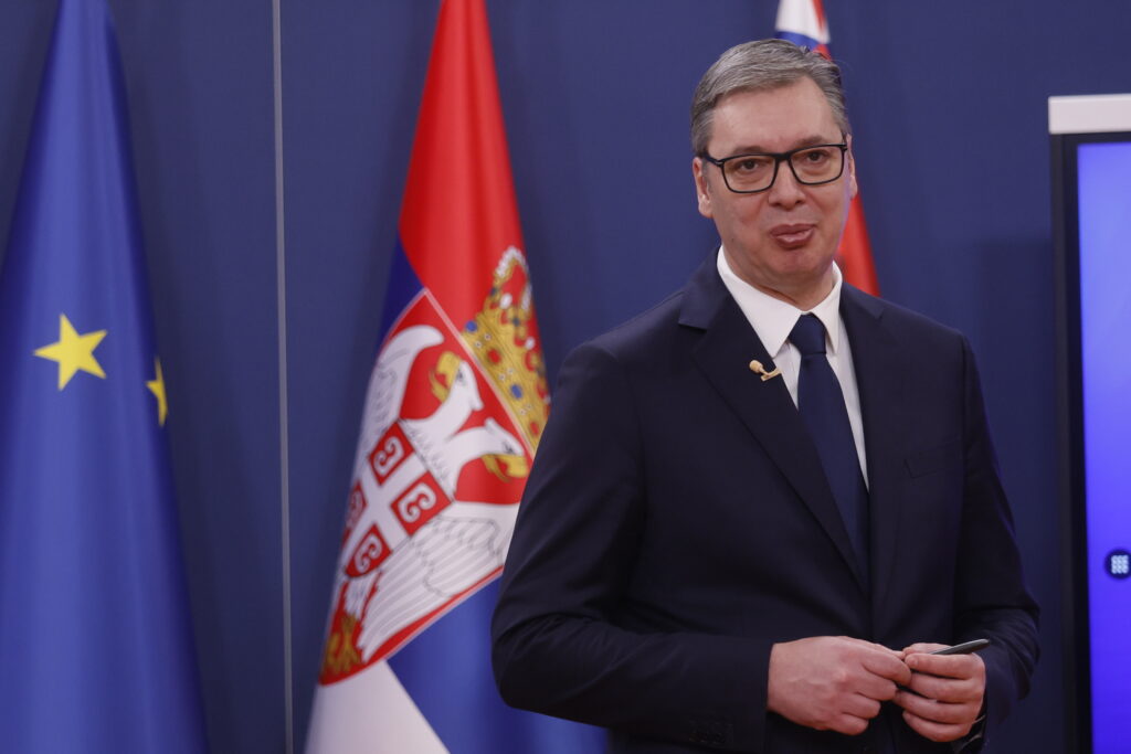 UKAZIMA PREDSEDNIKA VUČIĆA: Opozvana ambasadorka Jelena Milić, Dragan Šutanovac novi ambasador u SAD