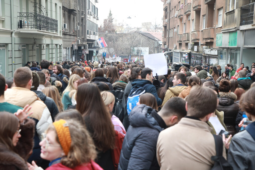 STUDENTI POZVALI NA GENERALNI ŠTRAJK: Ko sve, kada i gde danas protestuje?